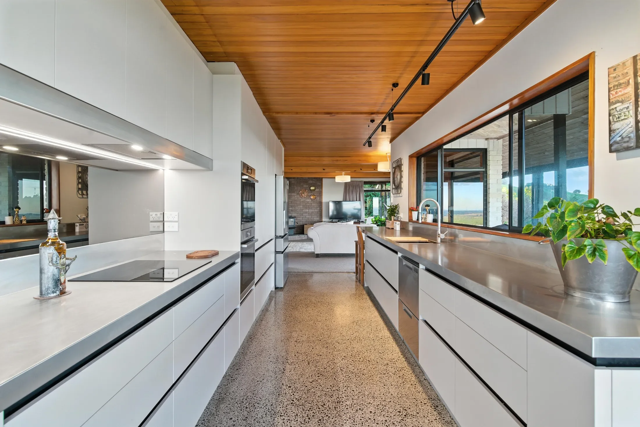 Gallery photo 2