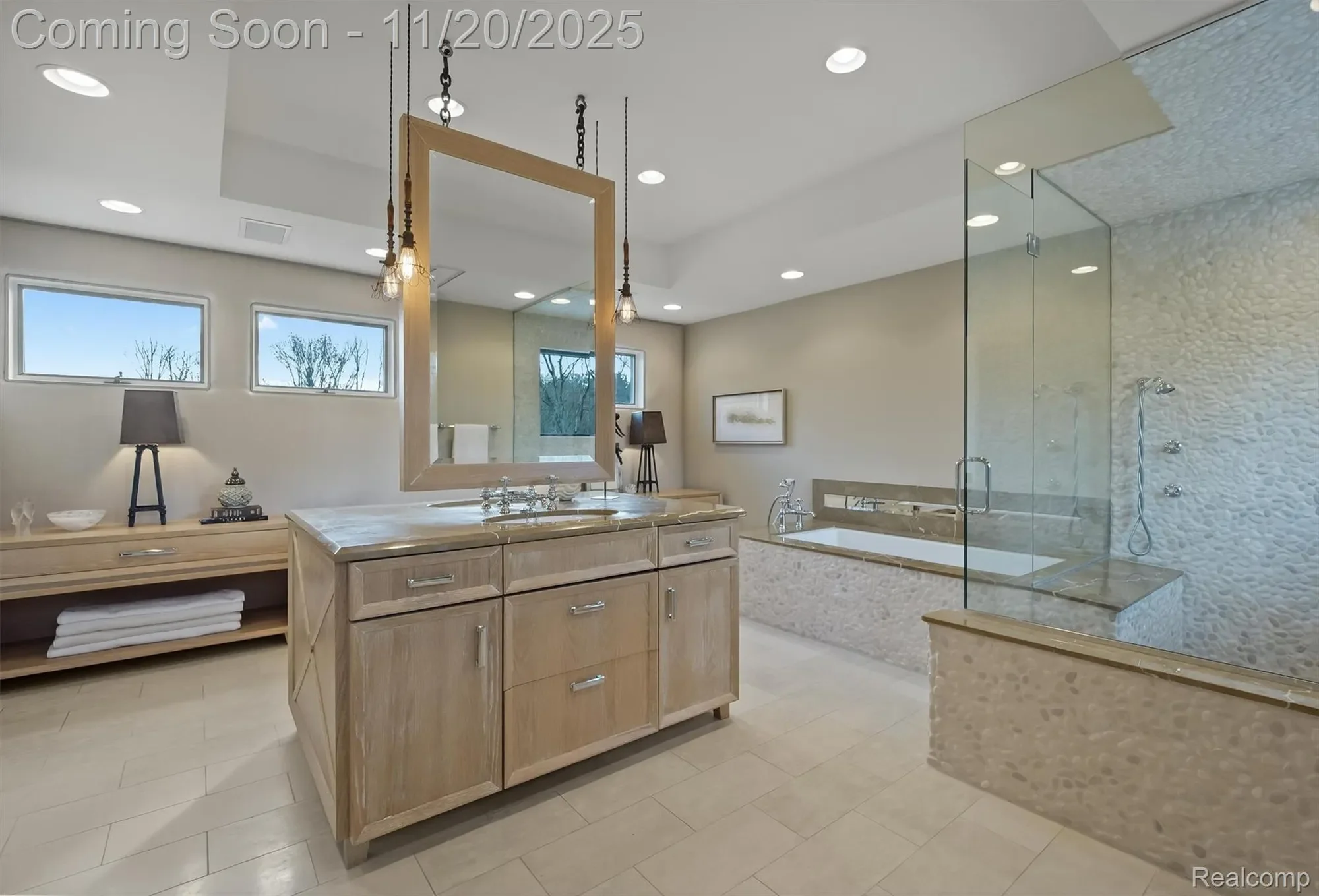 5764 Bloomfield Glens Road, West Bloomfield Charter Township, MI 48322, Farmington Hills, Michigan, United States. - Photo 8