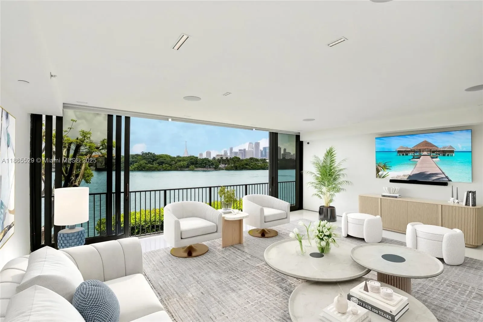 1000 Venetian Way, #TH101, Miami, Florida, United States. - Photo 11