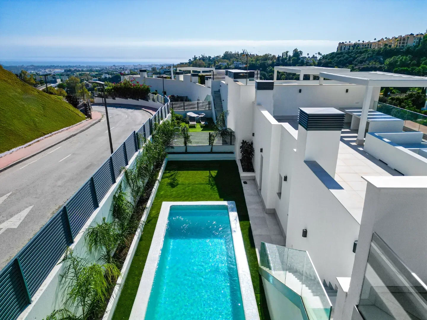 Exterior photo 9