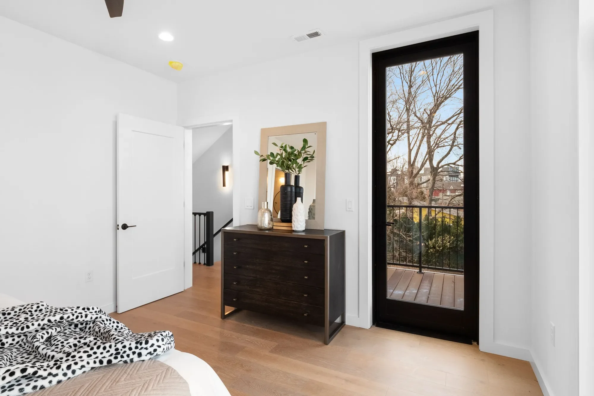 215 North Sarah Street #13 , St. Louis, MO 63108, St. Louis, Missouri, United States. - Photo 20