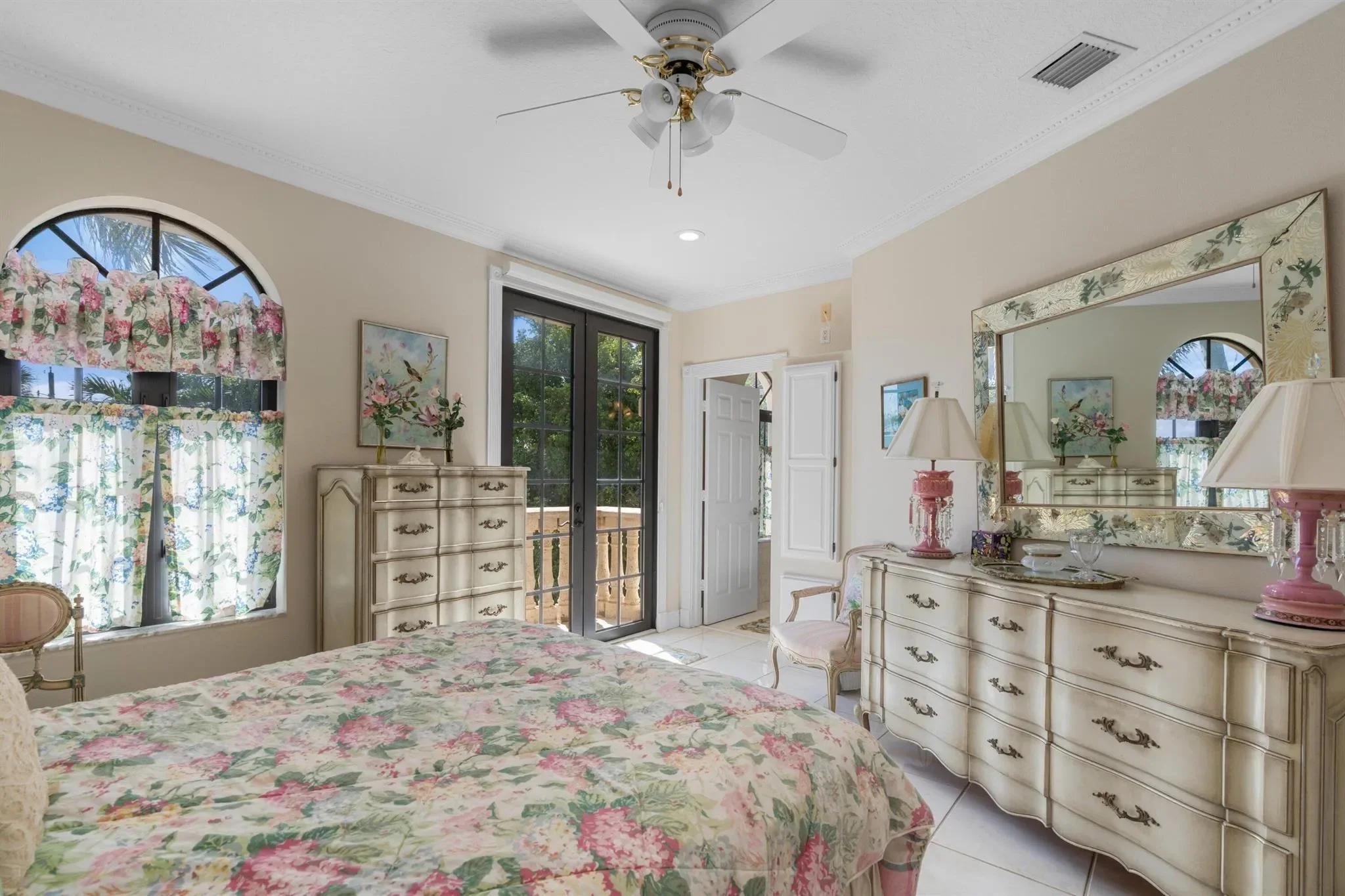 1010 Pine Point Road, Riviera Beach, Florida, United States. - Photo 49