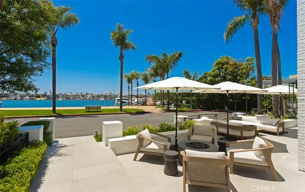 2401 Bayshore Drive, Newport Beach, California, United States. - Photo 32