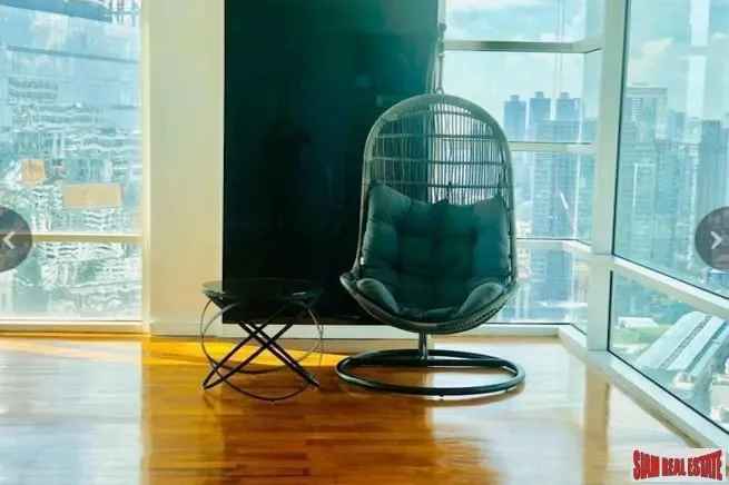 Fullerton Sukhumvit - Three Bedroom Penthouse for Sale with Clear City and Chao Phraya River Views -