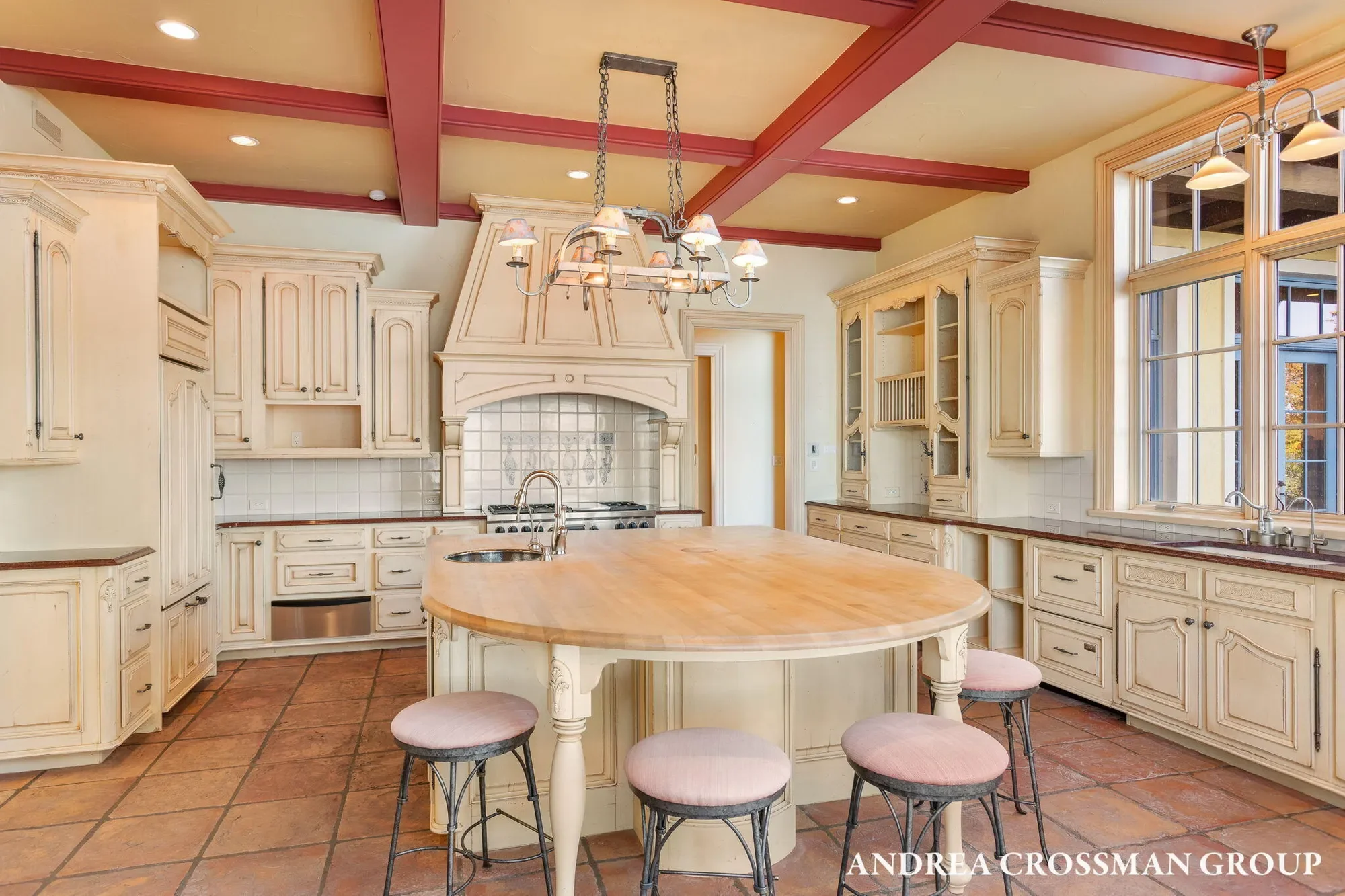 1933 South Shore Drive, Holland, MI 49423, Holland, Michigan, United States. - Photo 58