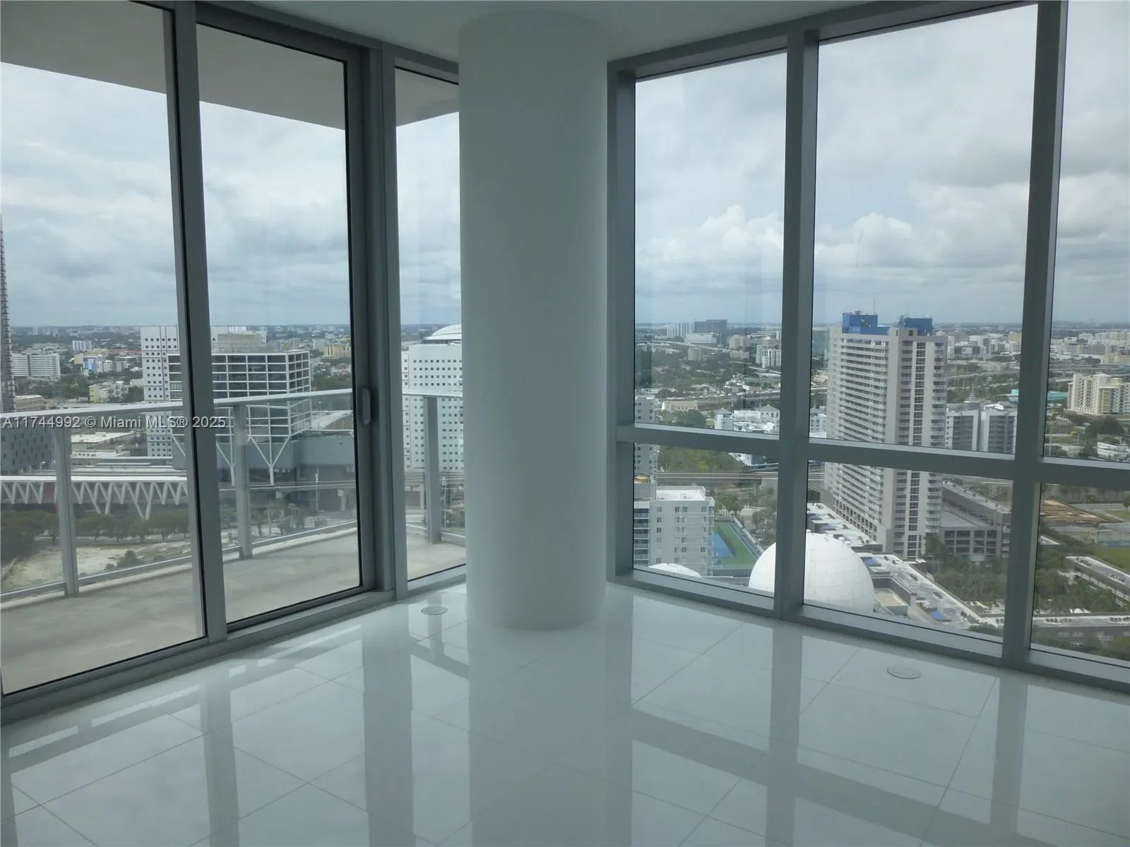 Gallery photo 9