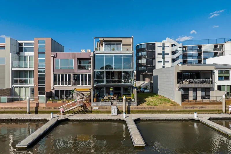 17 Pier One Drive, Patterson Lakes