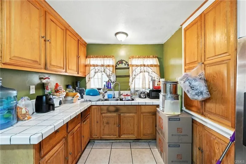 9430 Parmelee Avenue, Los Angeles, CA 90002, Los Angeles, California, United States. - Photo 2
