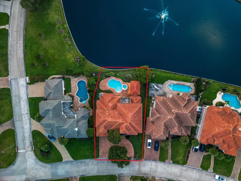 2050 DIAMOND SPRINGS Drive, Houston, TX 77077, Houston, Texas, United States. - Photo 18