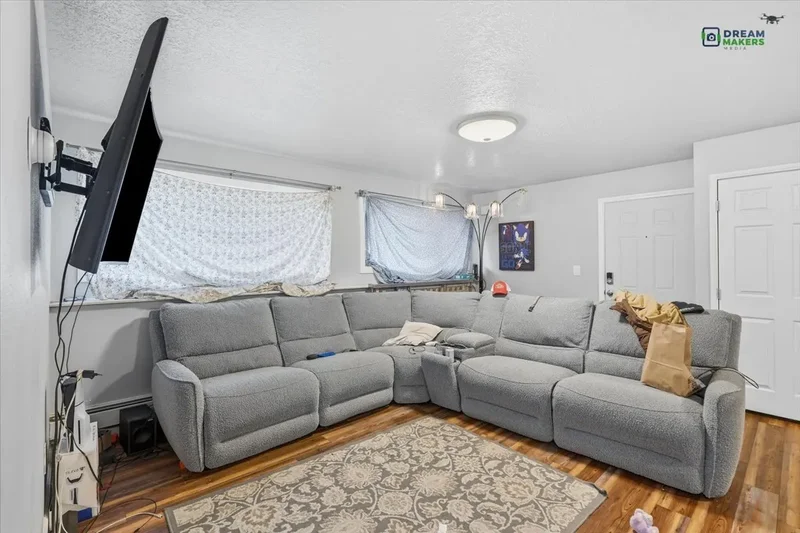 1016 W 25th Avenue, Anchorage, AK 99503, Anchorage, Alaska, United States. - Photo 24