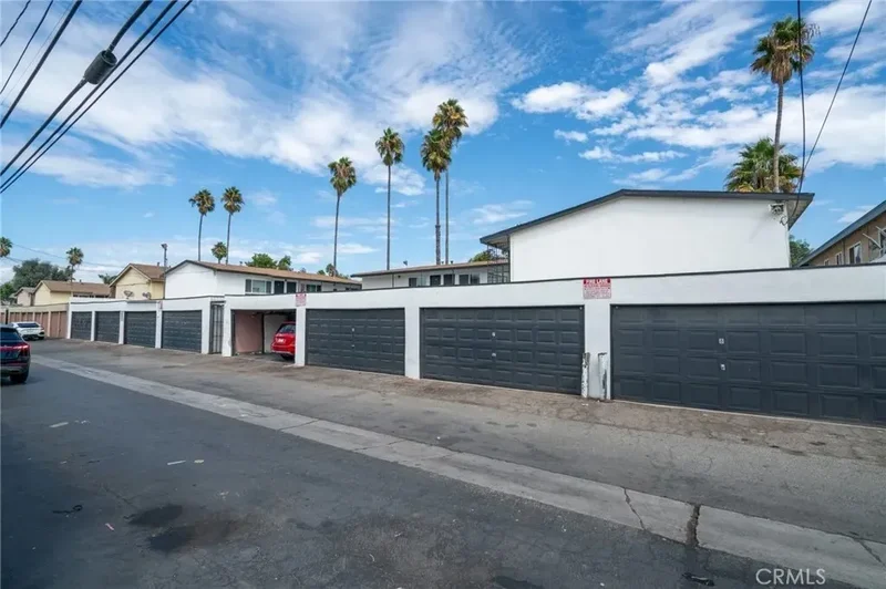 527 N Anna Drive, Orange, California, United States. - Photo 11