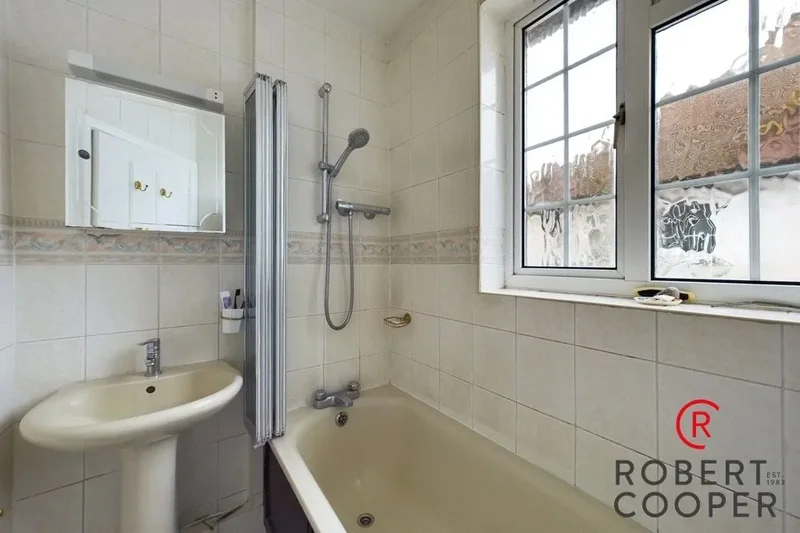 Morford Close, Ruislip, Ruislip, England, United Kingdom. - Photo 11