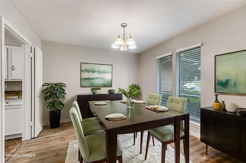 7517 Meadow Oaks Drive, Dallas, Texas, United States. - Photo 3