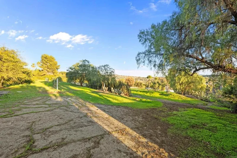 668 Plumosa Avenue, Vista, CA 92081, Vista, California, United States. - Photo 5