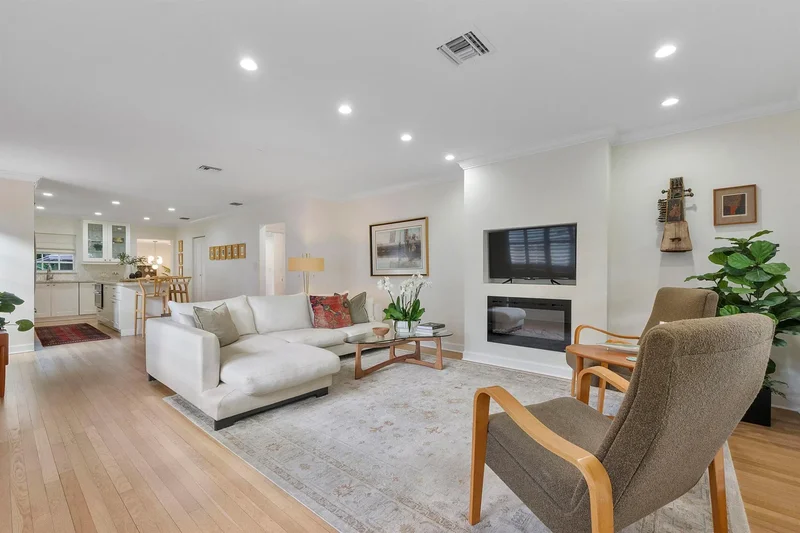 111 NE 17th Avenue, Fort Lauderdale, Florida, United States. - Photo 9
