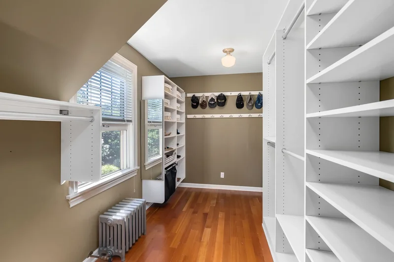 1914 48th Avenue SW, Seattle, WA, 98116, Seattle, Washington, United States. - Photo 30