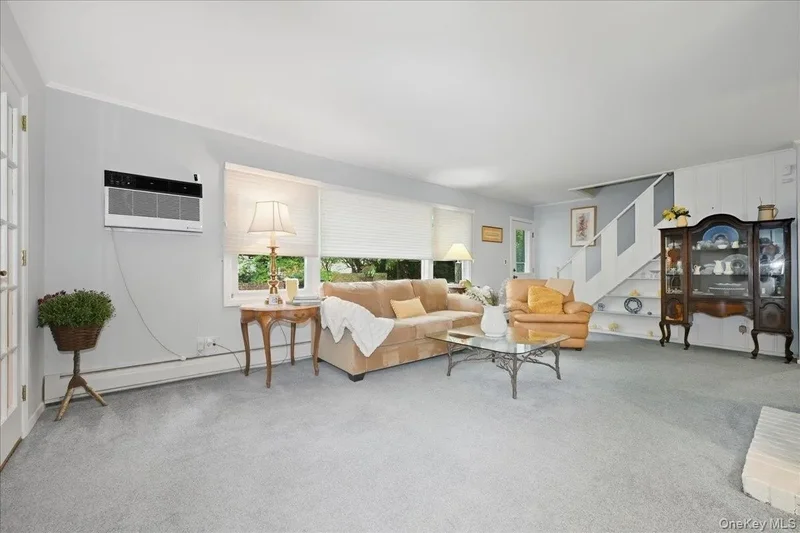 16 Ridge Drive E, Roslyn, NY, 11576, USA, Roslyn, New York, United States. - Photo 4