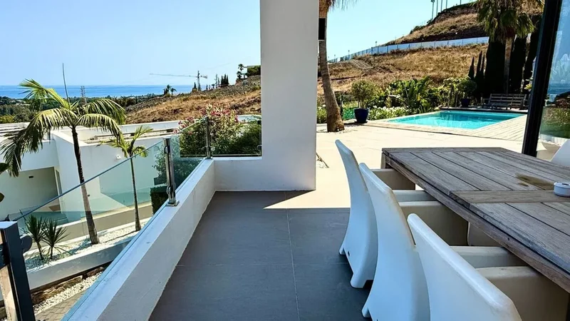 El Paraiso, Málaga, El Paraiso, Estepona, Andalusia, Spain. - Photo 2