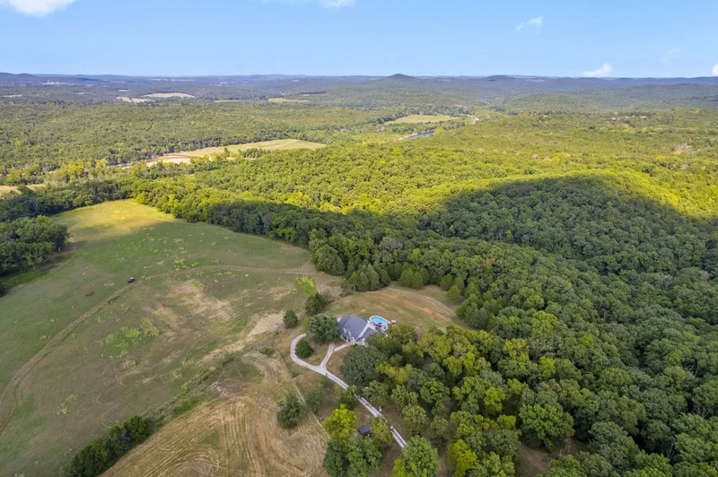 880 Roberts Road, Kissee Mills, MO 65680, Kissee Mills, Missouri, United States. - Photo 32