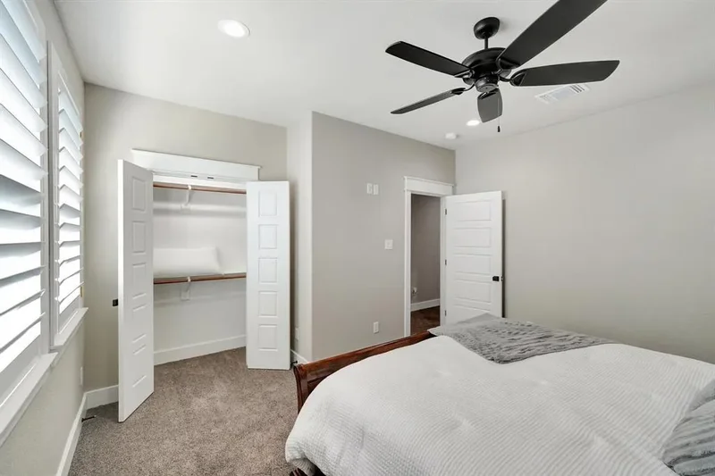 516 W Spring Street, Weatherford, Texas, United States. - Photo 38