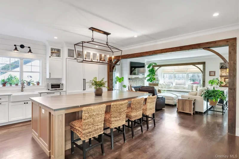 17 Maple Avenue, East Moriches, NY 11940, East Moriches, New York, United States. - Photo 18