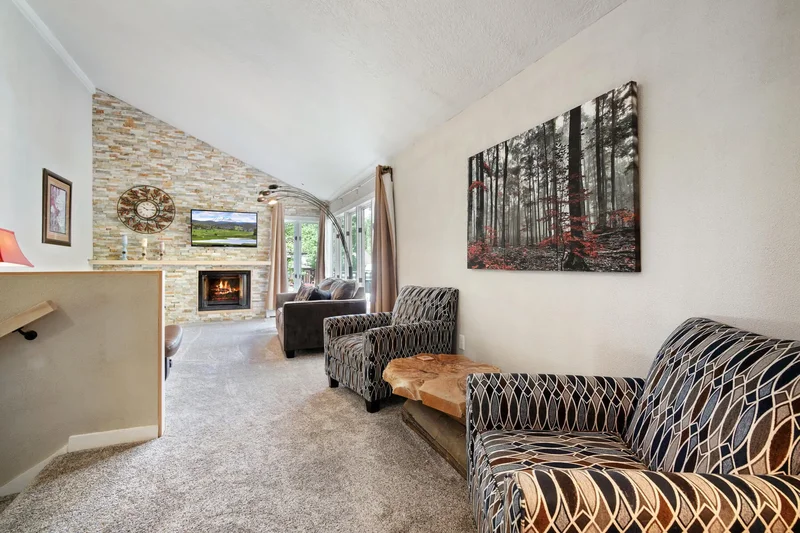 897 Deer Path Road , Dillon, CO 80435, Silverthorne, Colorado, United States. - Photo 11