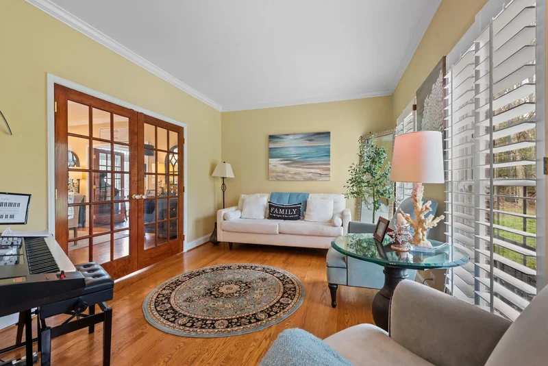 301 Sturtons Lane, Pasadena, MD 21122, Pasadena, Maryland, United States. - Photo 7