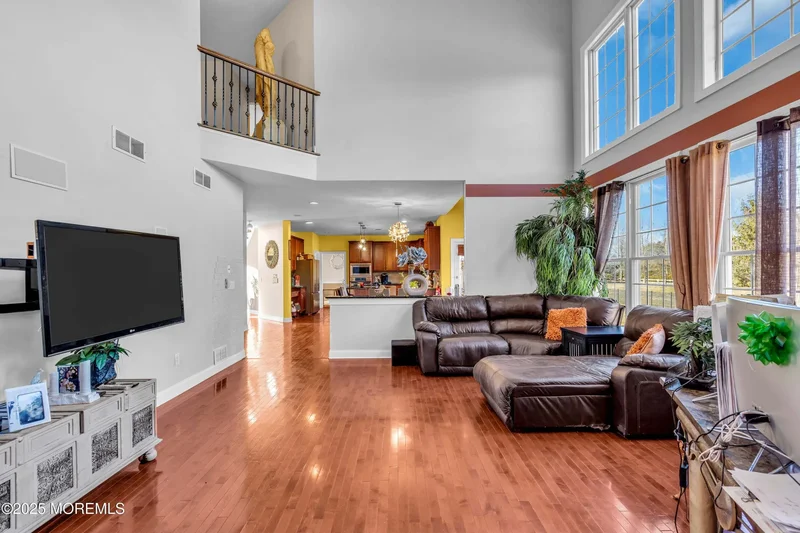 82 Stream Bank Drive, Freehold, NJ 07728, Freehold Township, New Jersey, United States. - Photo 7