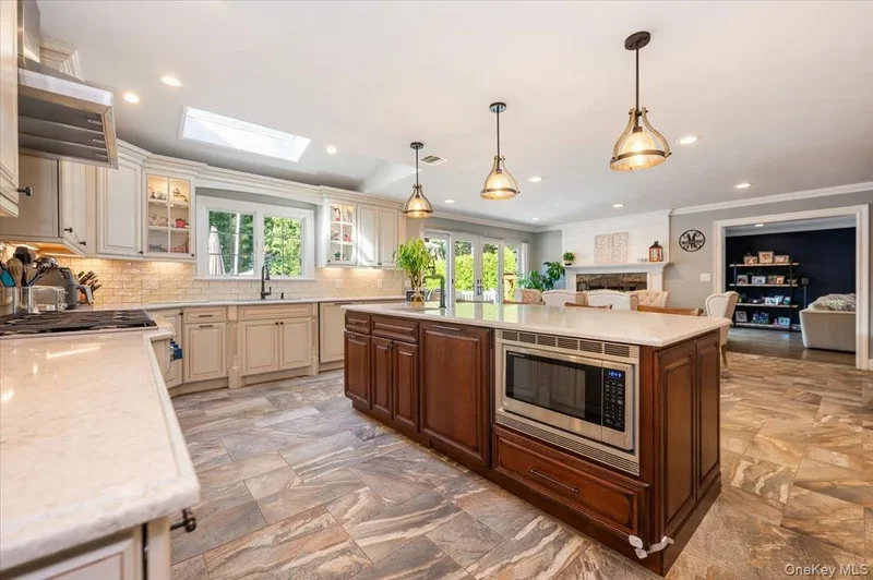 75 Karol Place, Muttontown, NY 11753, Muttontown, New York, United States. - Photo 48