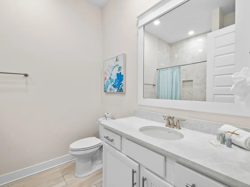 Spacious 30 A Townhouse With Garage Backing To Wooded Preserve