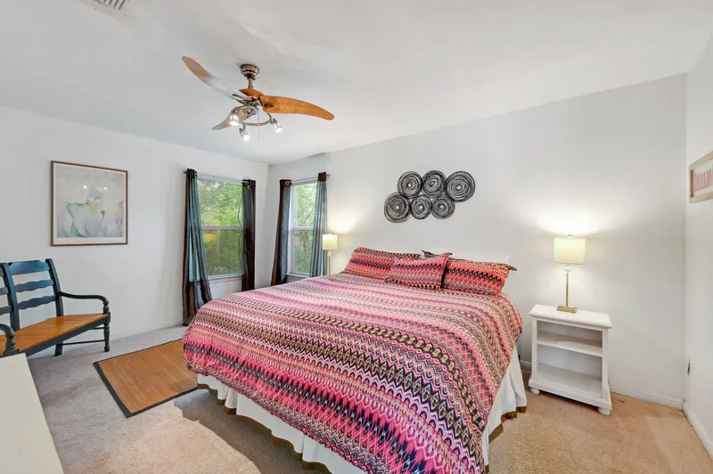 501 Sandy Point Road , Wimberley, TX 78676, Wimberley, Texas, United States. - Photo 35