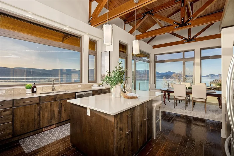 5560 Lakeshore Road, Kelowna, BC V1W 4J4, Kelowna, British Columbia, Canada. - Photo 32