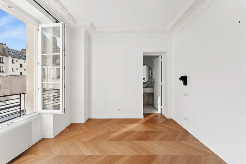 PARIS, J 75007, Paris, Île-de-France, France. - Photo 10