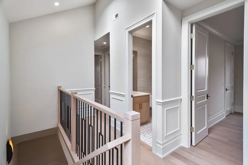 3723 N Oakley Avenue, Chicago, Illinois, United States. - Photo 24