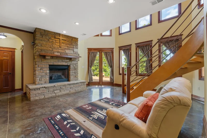 228 E Windfall Lane, Bee Branch, AR 72013, Bee Branch, Arkansas, United States. - Photo 38