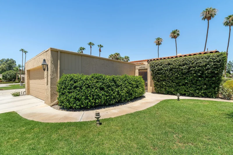 Condominium in Indian Wells