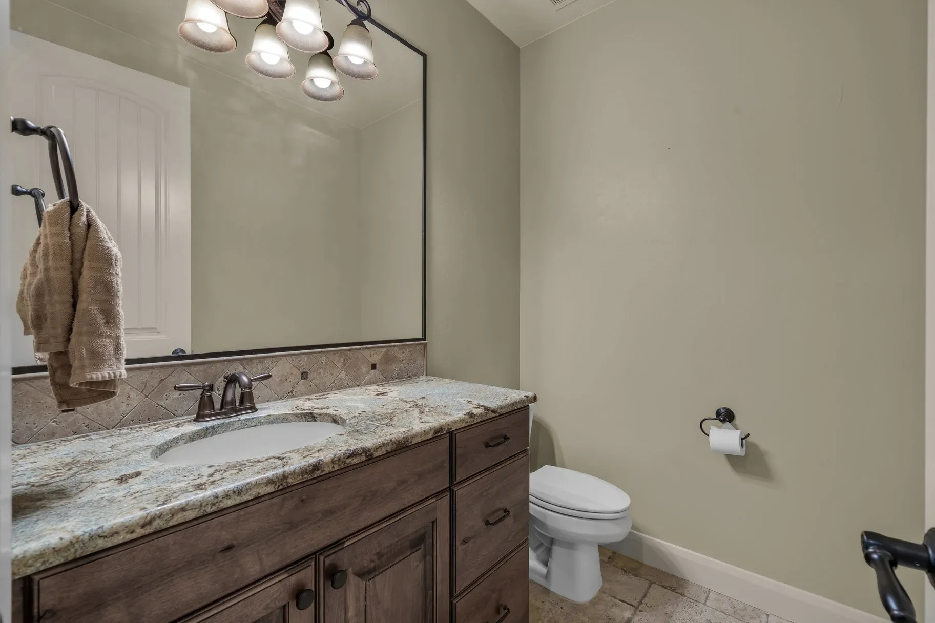 2247 E Coyote Springs Drive, St George, UT 84790, St. George, Utah, United States. - Photo 11