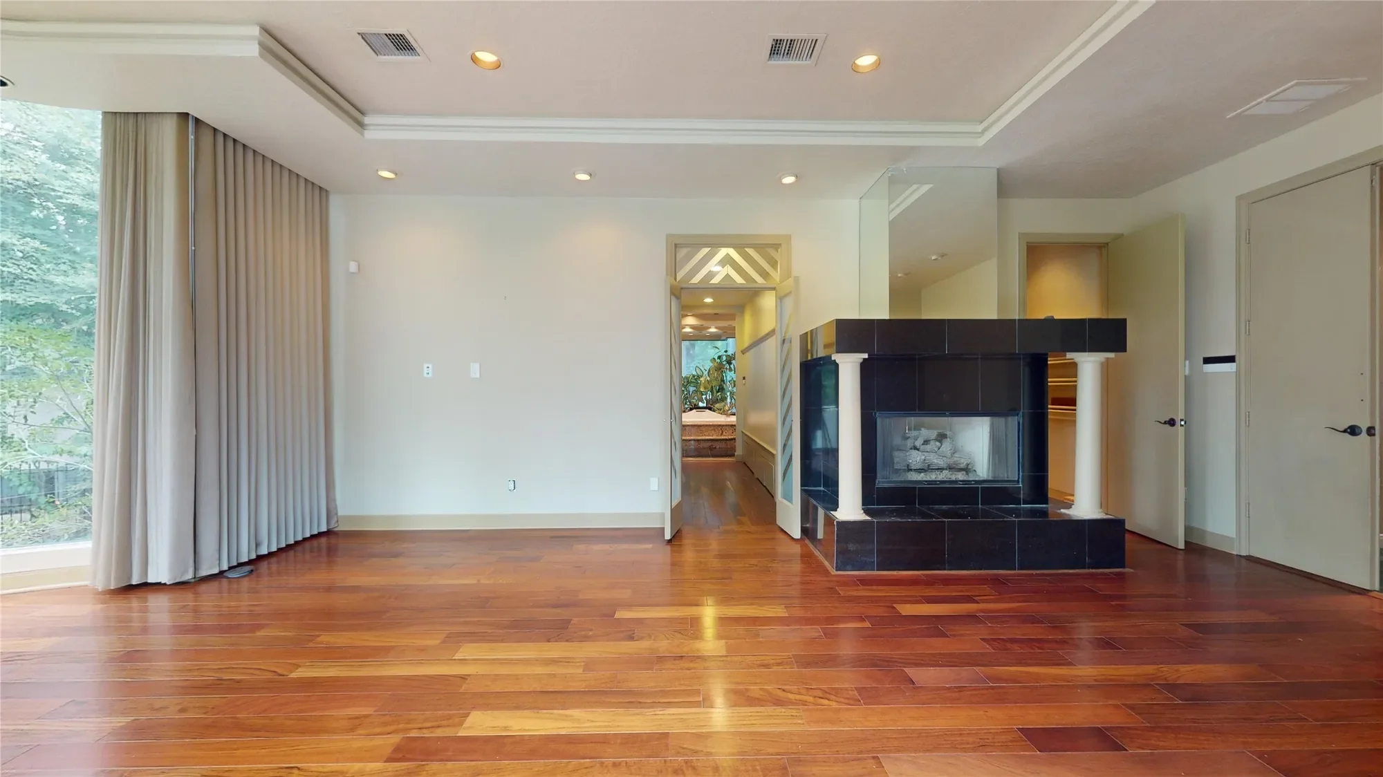 24 Autumn Crescent, The Woodlands, TX 77381, The Woodlands, Texas, United States. - Photo 12