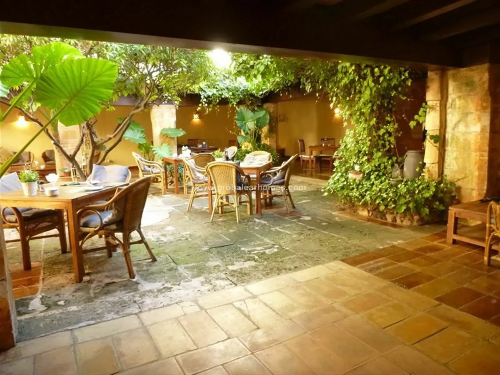 EL TERRENO, PALMA DE MALLORCA, Baleares, PALMA DE MALLORCA, Palma, Balearic Islands, Spain. - Photo 2