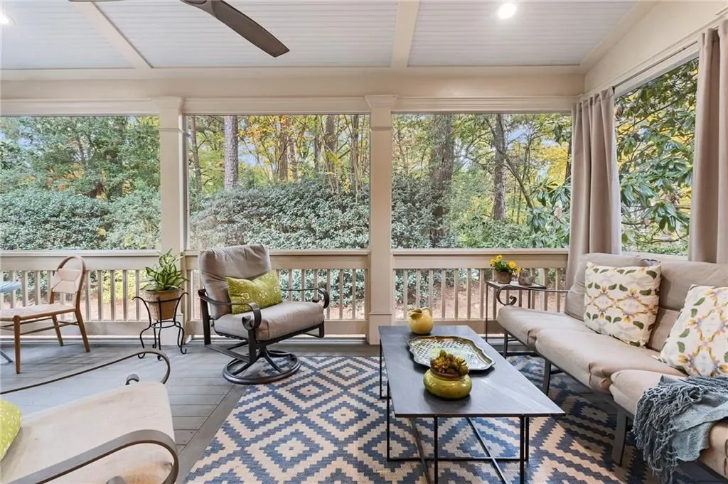 31 Pointe Terrace SE, Atlanta, Georgia, United States. - Photo 11