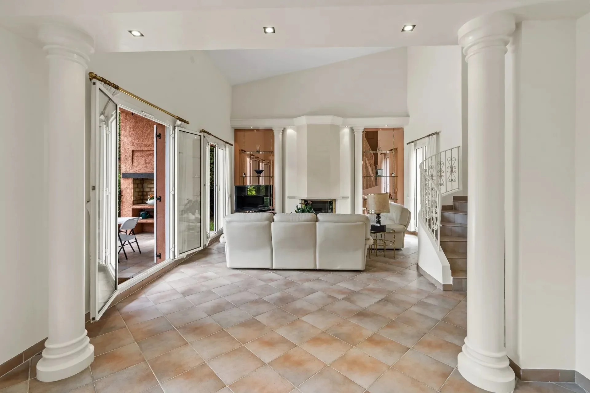 Gallery photo 7