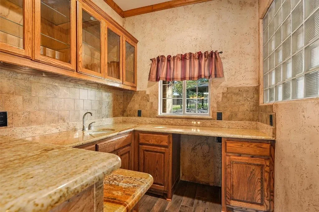112 Bonita Drive, Springtown, Texas, United States. - Photo 12