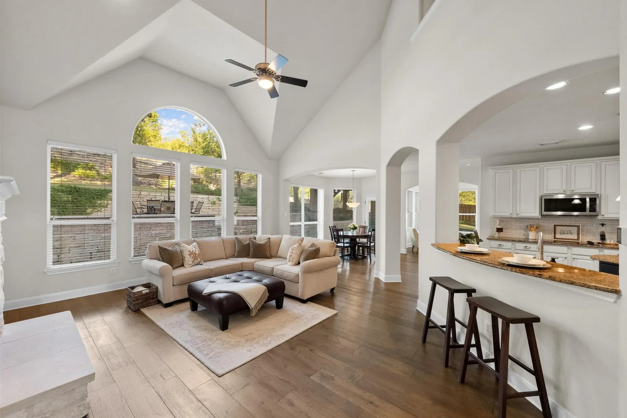 3713 Soledad CT, Austin, Texas, United States. - Photo 2
