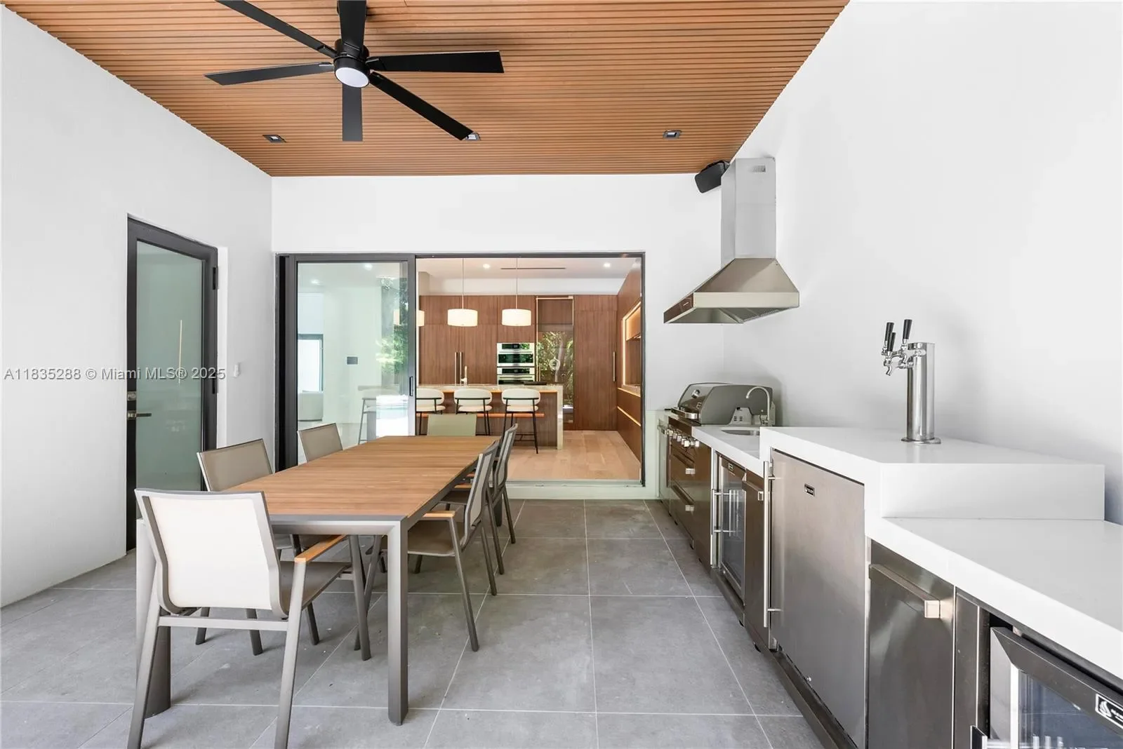 260 NW 47th St, Miami, Florida, United States. - Photo 38