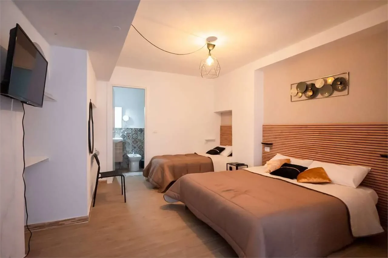 Via Cuseni, 14, 98039 Taormina ME, Italy, Taormina, Sicily, Italy. - Photo 24