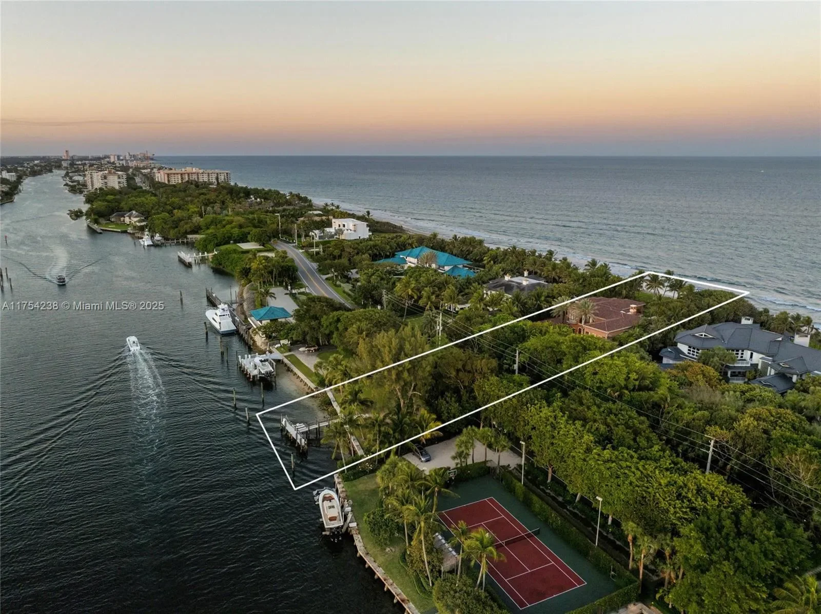 1091 Hillsboro Mile, Hillsboro Beach, Florida, United States. - Photo 49