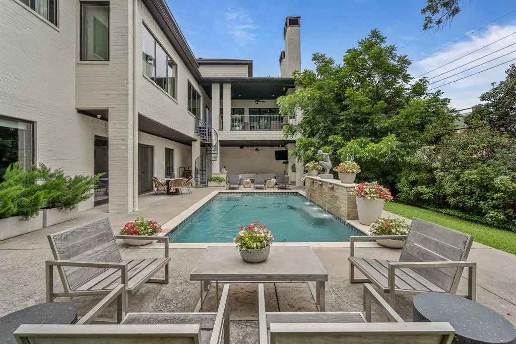 2413 Lofton Terrace, Fort Worth, Texas, United States. - Photo 4