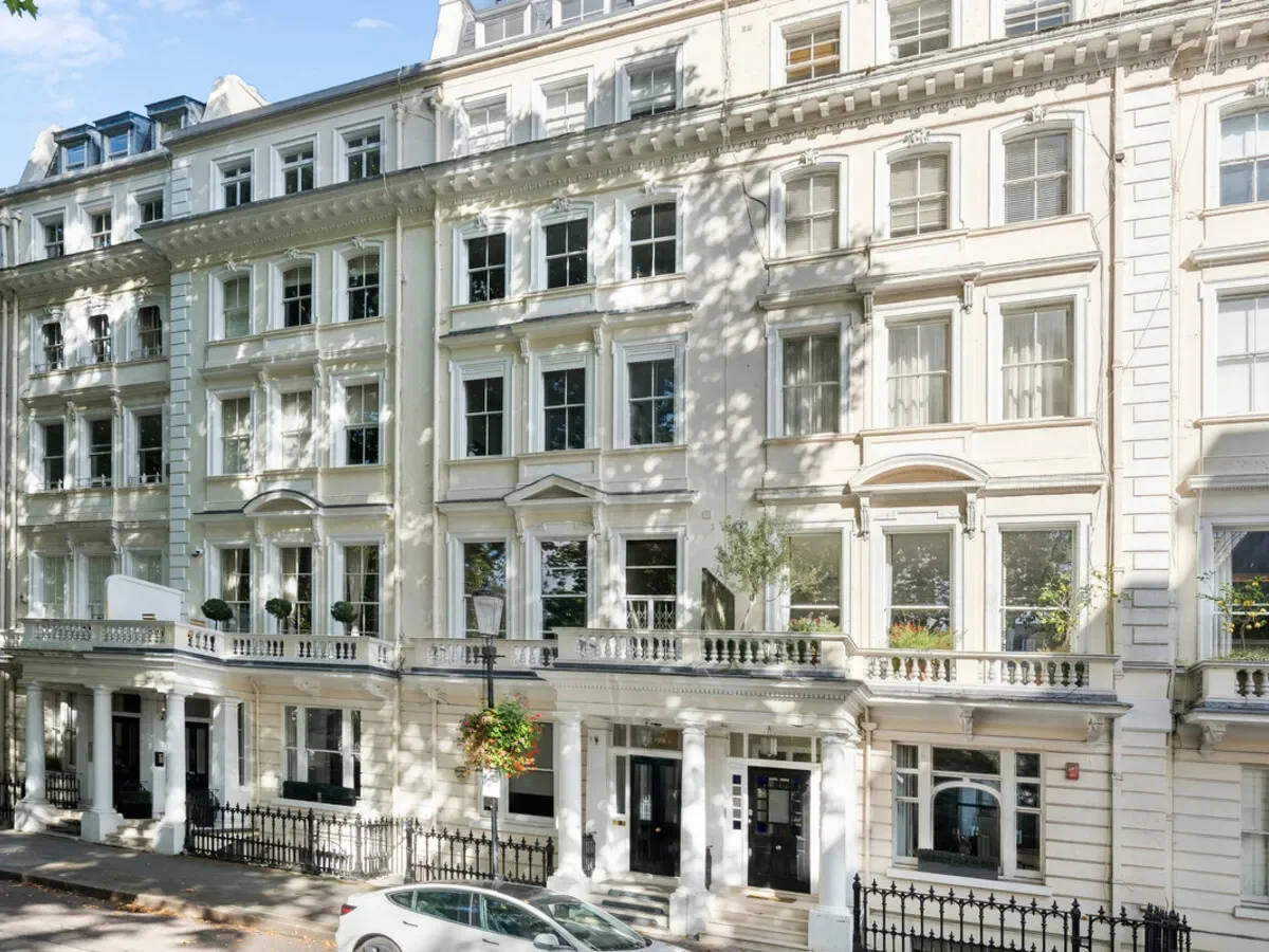Cornwall Gardens, London, SW7, London, England, United Kingdom. - Photo 8