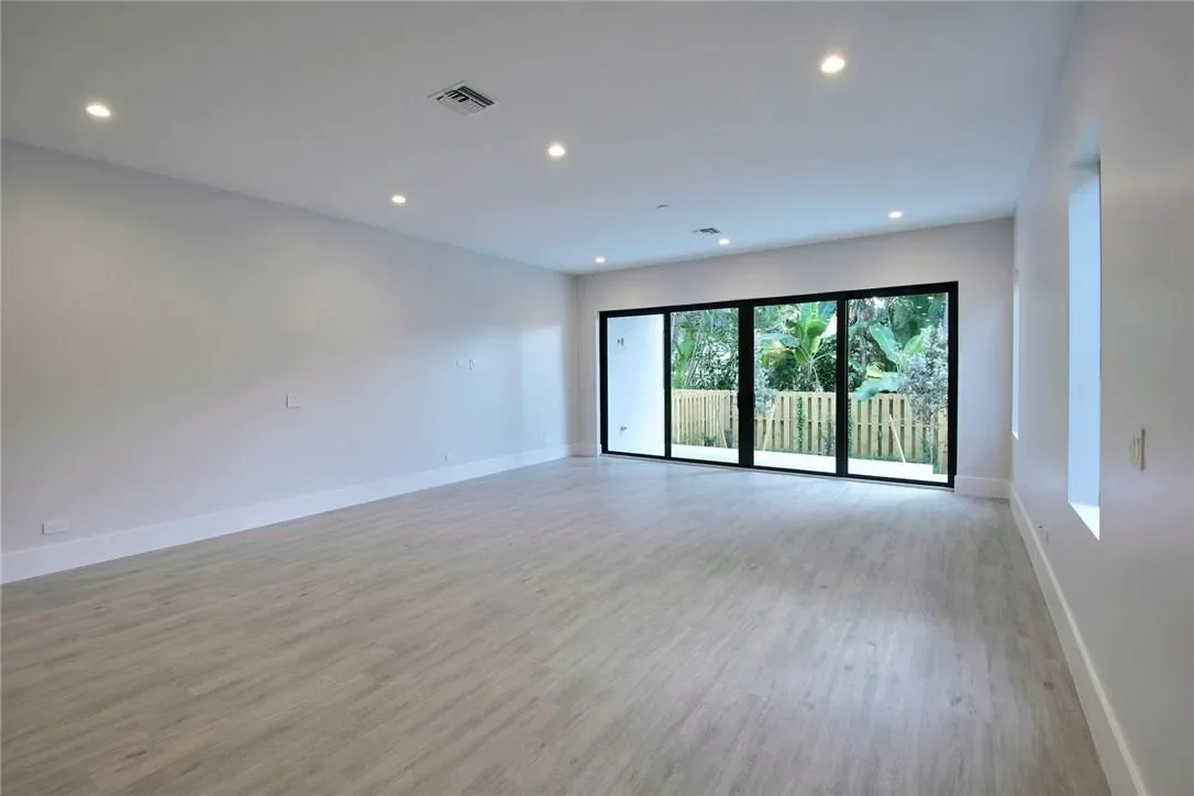 Gallery photo 5