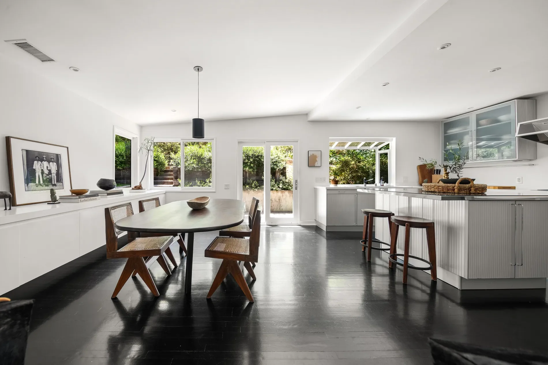 9648 Yoakum Drive , Beverly Hills, CA 90210, Beverly Hills, California, United States. - Photo 27